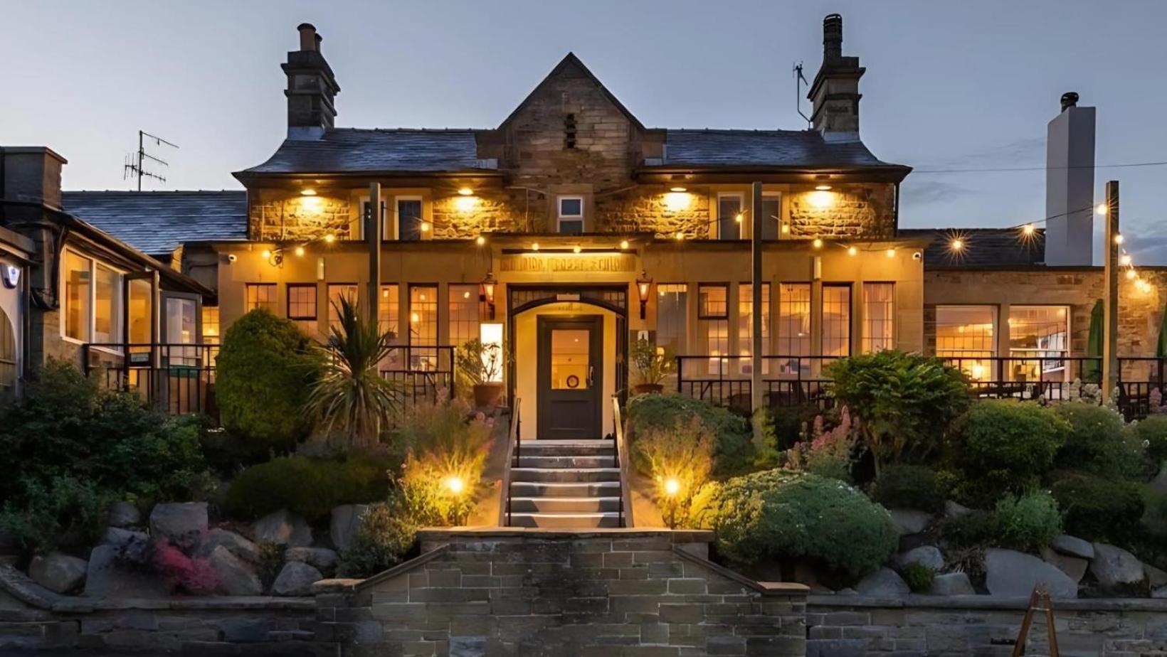 The Cross Scythes Sheffield Exterior foto